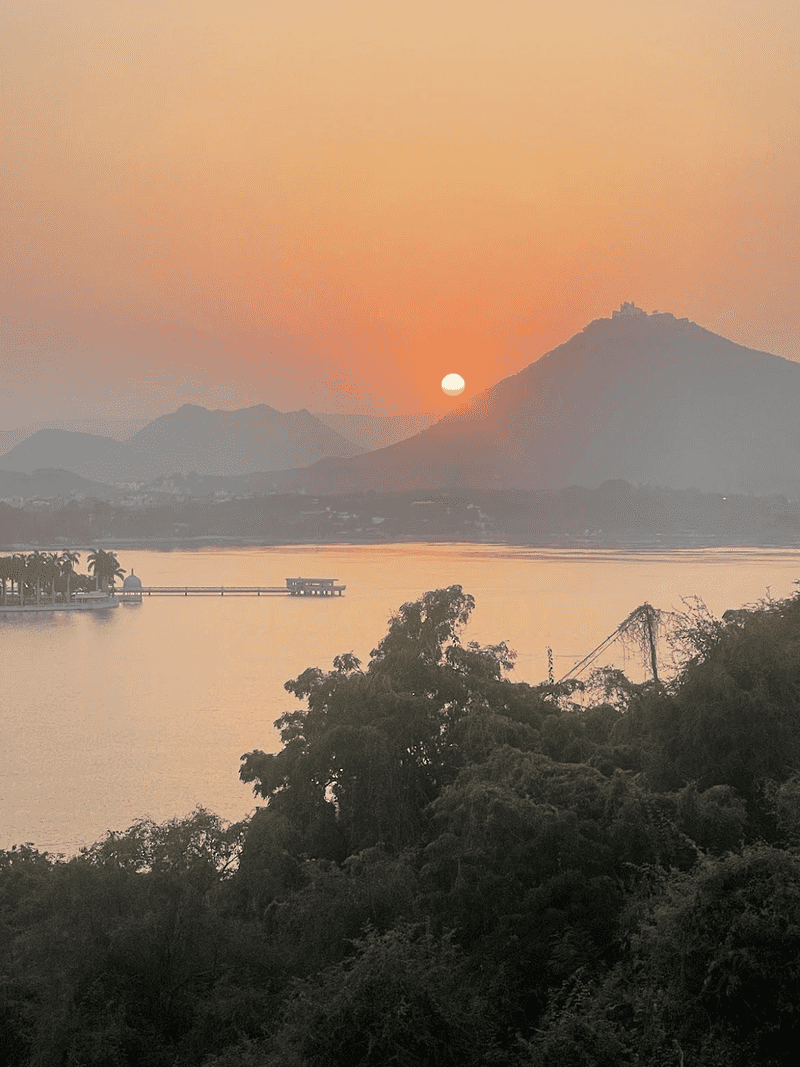 Sunset Lake Udaipur
